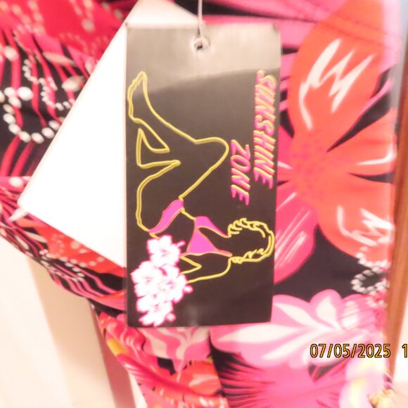 NEW Sunshine Zone Red Floral Halter Swimsuit Sz M (8/10) Tropical Retro - Picture 6 of 6